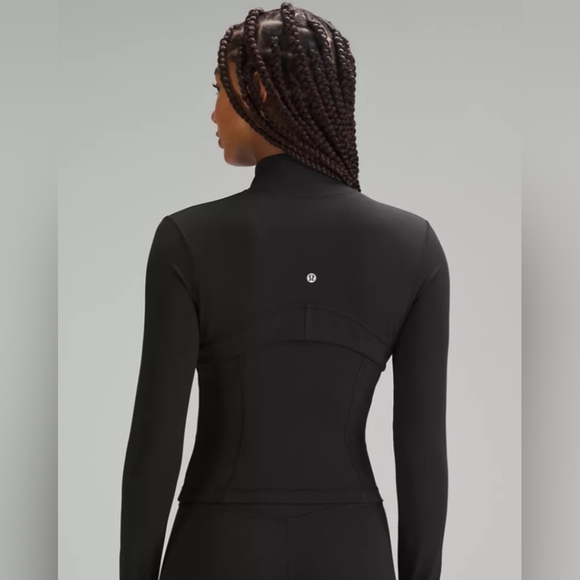 LULULEMON Define Cropped Jacket Nulu - Picture 2 of 7